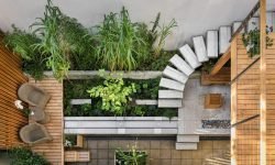 Petit espace, petit aménagement floral