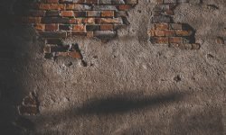 décaper un mur par le sablage