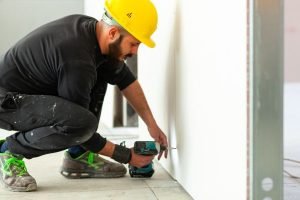 Installer-panneaux-acoustiques