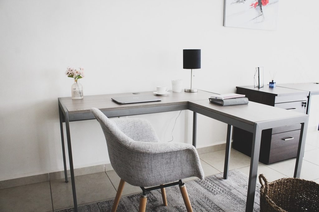 bureau-a-la-maison