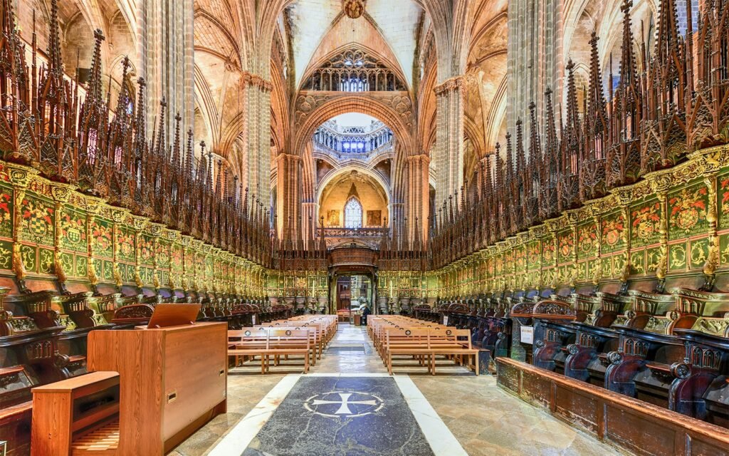découvrez l'architecture intérieure à barcelone, un mélange fascinant de modernisme et de tradition. explorez des designs innovants et des espaces inspirants qui capturent l'essence de cette ville vibrante. transformez votre intérieur avec notre expertise en aménagement et décoration.