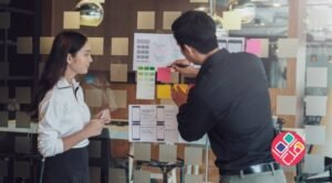 découvrez le parcours inspirant d'un designer autodidacte qui allie créativité et innovation pour créer des œuvres uniques. apprenez comment sa passion et sa détermination lui ont permis de surmonter les défis et de s'imposer dans le monde du design.