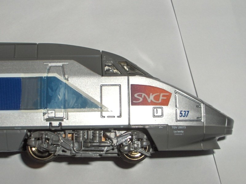 découvrez le tgv rénové, alliant confort moderne et performance. profitez d'un voyage inoubliable à travers la france à bord de ces trains reconfigurés, offrant des espaces plus spacieux, des sièges ergonomiques et des services améliorés. montez à bord pour une expérience de voyage sans pareille!