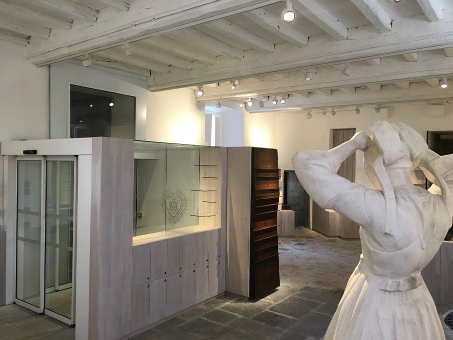 découvrez lsc architecture intérieure à quimper, votre partenaire pour des espaces de vie uniques alliant design moderne et fonctionnalité. transformez votre intérieur avec nos experts en aménagement et décoration. contactez-nous pour donner vie à vos projets!