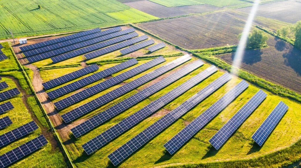 Le soleil de La Réunion produit de l’électricité photovoltaïque… pourquoi on ne l’utilise pas encore à 100 % ? photovoltaique a La Reunion