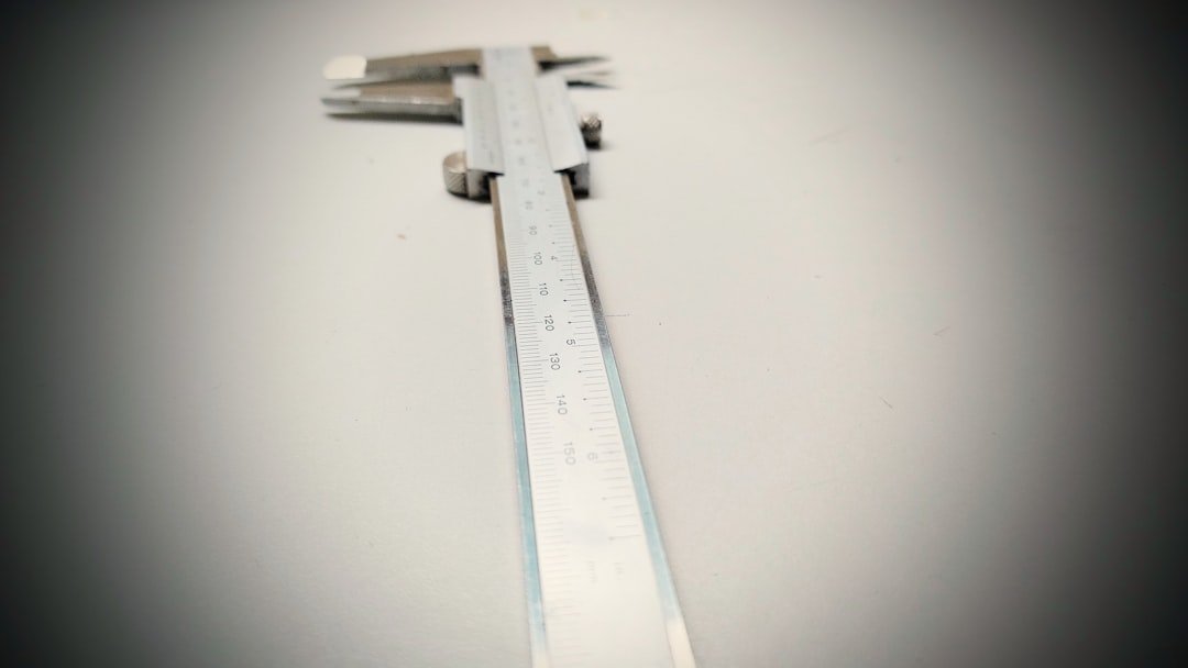 remplacement de lames de portail en pvc : guide complet pour restaurer et entretenir vos portails en pvc facilement et efficacement.