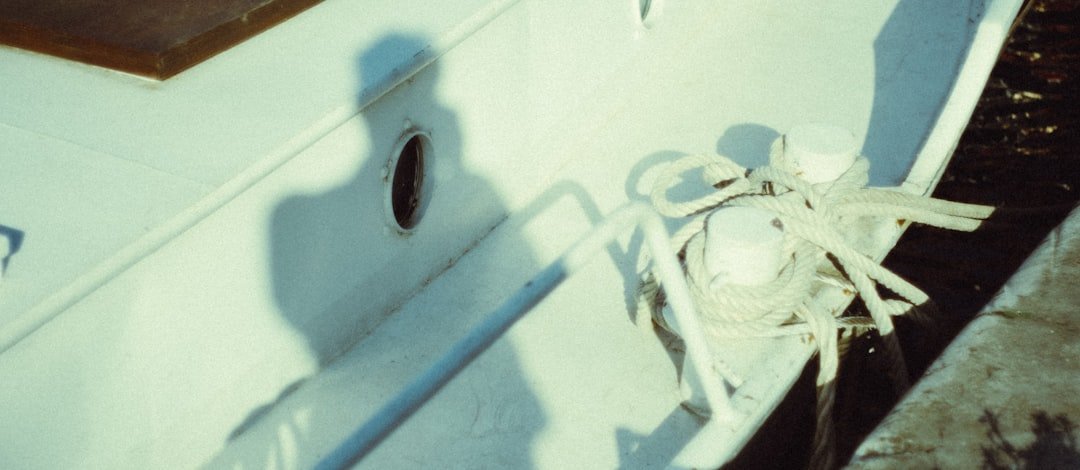 découvrez nos solutions efficaces d'insonorisation pour réduire les bruits indésirables et améliorer le confort acoustique de votre espace.