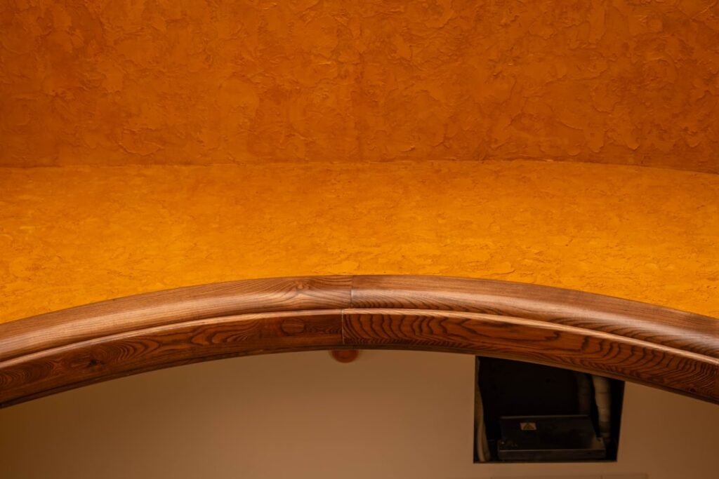 Construire une tête de lit capitonnée : astuces pour un design unique découvrez notre large gamme de têtes de lit rembourrées alliant confort et élégance pour sublimer votre chambre à coucher.