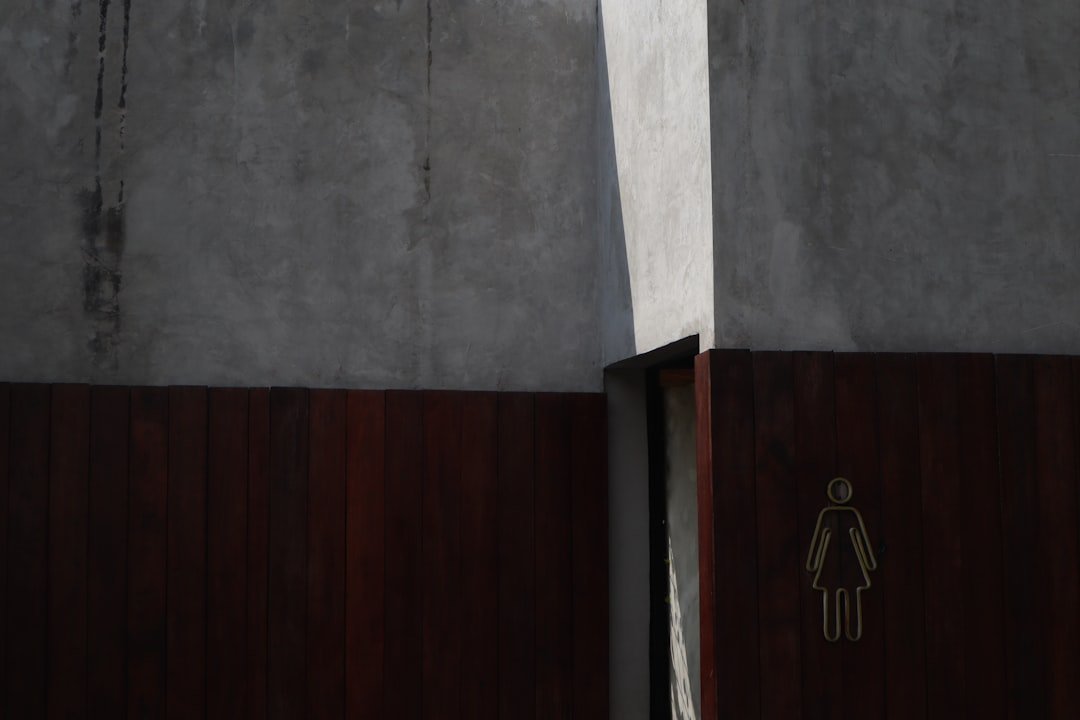 découvrez l'alliance parfaite entre bois et béton pour des constructions durables et esthétiques alliant nature et modernité.