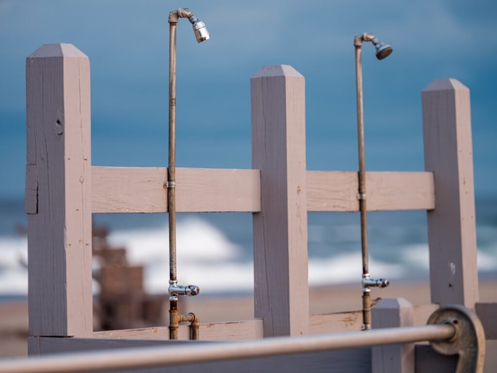 Guide : installer un robinet extérieur dans le jardin installation de robinet extérieur : guide complet pour poser facilement un robinet de jardin, matériel nécessaire et conseils pratiques.