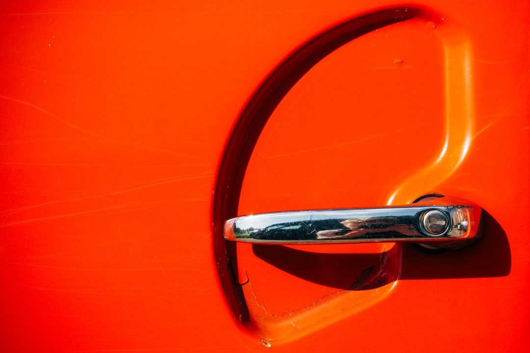 réparation de poignées de porte rapide et efficace pour garantir la sécurité et le bon fonctionnement de vos portes.