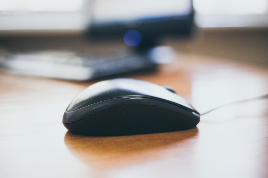 découvrez les techniques et outils pour un contrôle optimal de la souris, améliorant précision et efficacité sur votre ordinateur.