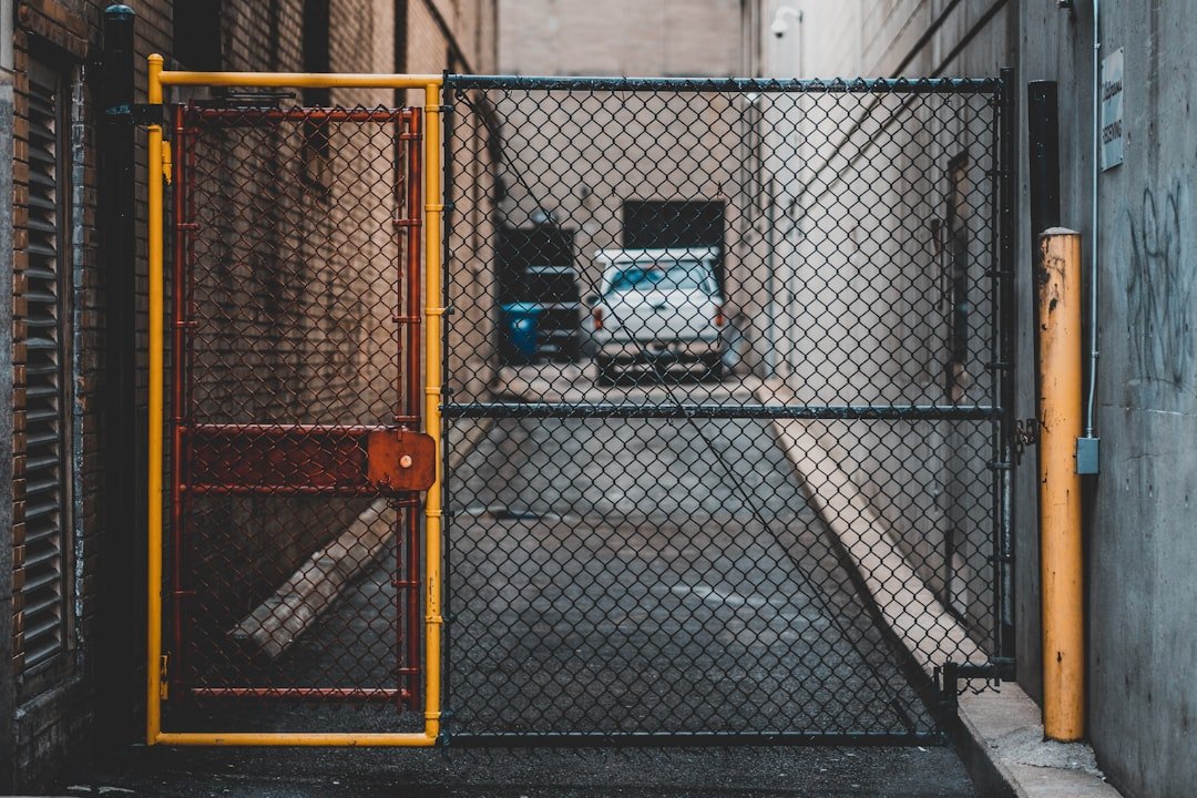 installation de portail coulissant électrique : sécurité, confort et automatisation pour votre entrée avec des solutions sur mesure et un service professionnel.