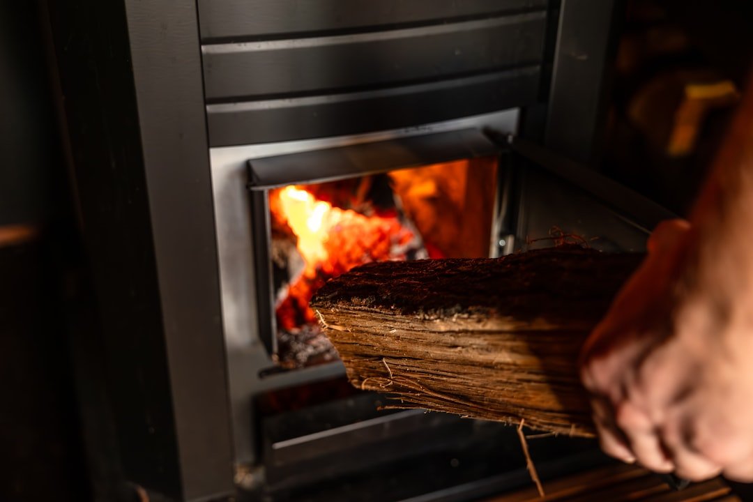 installation de poêle à bois : guide complet pour un chauffage écologique, économique et efficace. conseils d'experts et services professionnels près de chez vous.