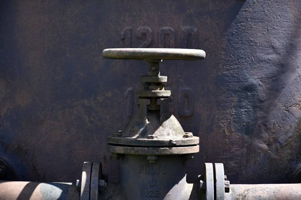 Guide d’installation d’un robinet autoperceur sur PE installation de valve auto-perçante : guide pratique pour une pose rapide et sécurisée des valves sans avoir à percer manuellement.