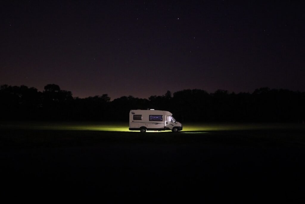 Comment fabriquer un déplace caravane découvrez notre caravan mover, l'outil idéal pour déplacer facilement et en toute sécurité votre caravane. manipulation simple et contrôlée pour un stationnement sans effort.